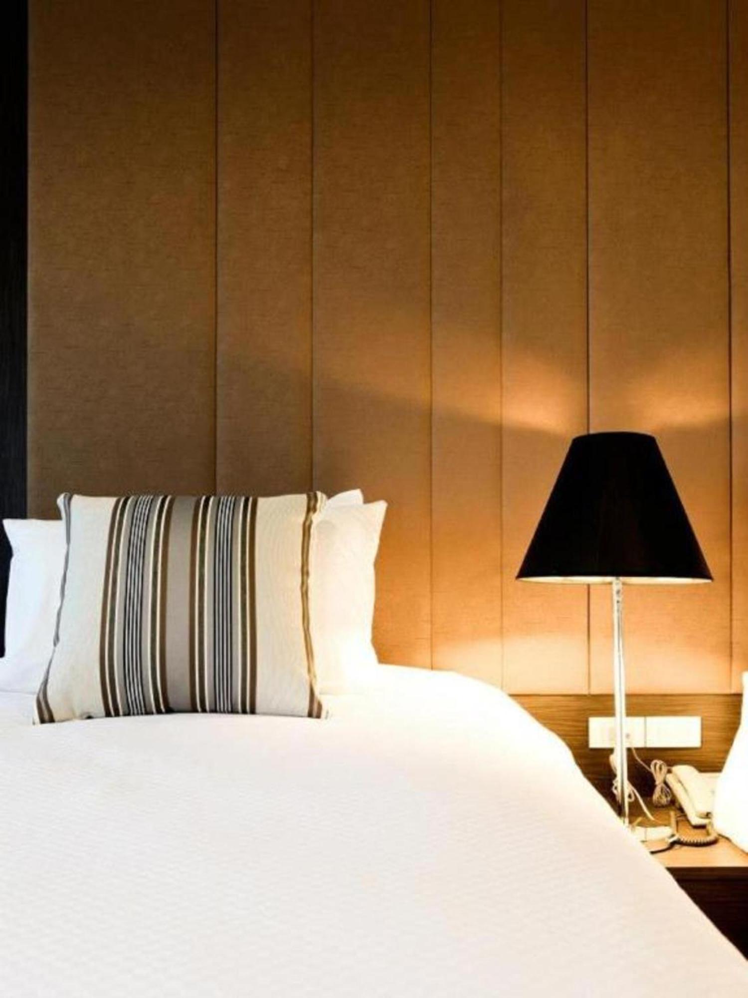 Crystal Suites Suvarnbhumi Airport Bangkok Exteriör bild