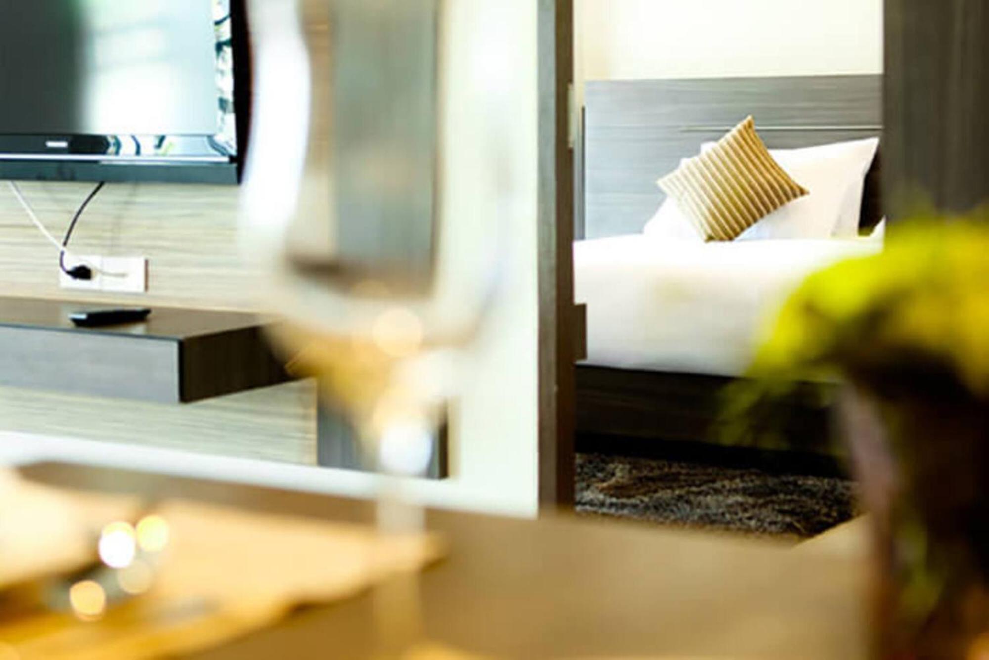 Crystal Suites Suvarnbhumi Airport Bangkok Exteriör bild